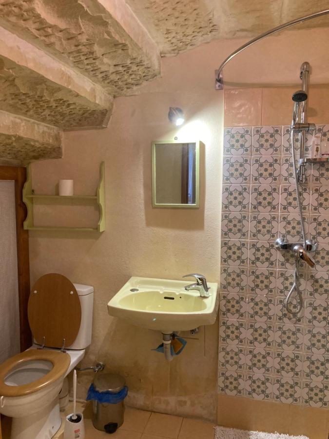 Peaceful Farmhouse Stay With Cozy Yard Għarb Exterior foto
